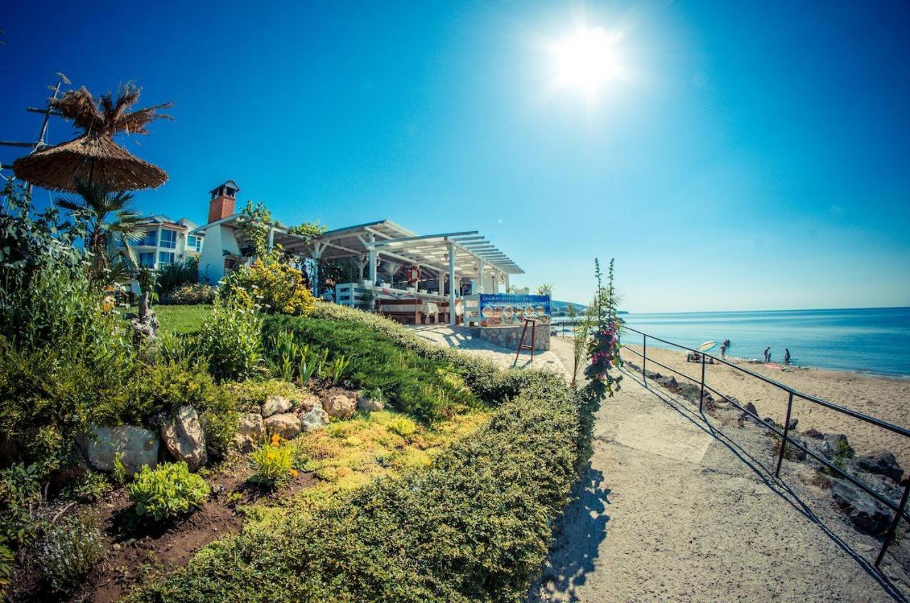 Prestige Fort Beach - Premium Apartments Sveti Vlas Esterno foto