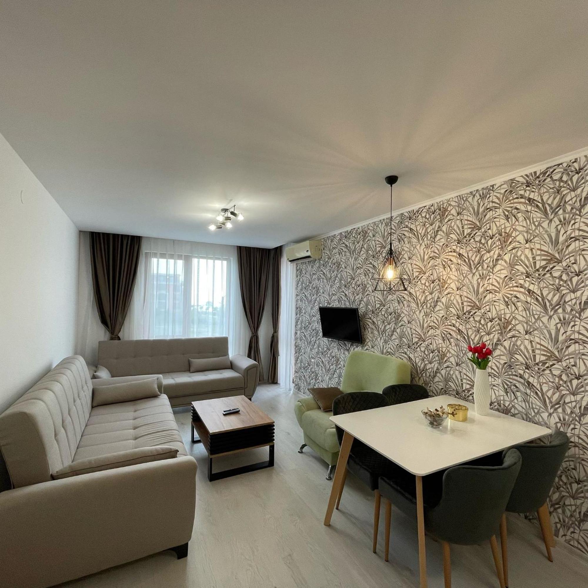 Prestige Fort Beach - Premium Apartments Sveti Vlas Esterno foto